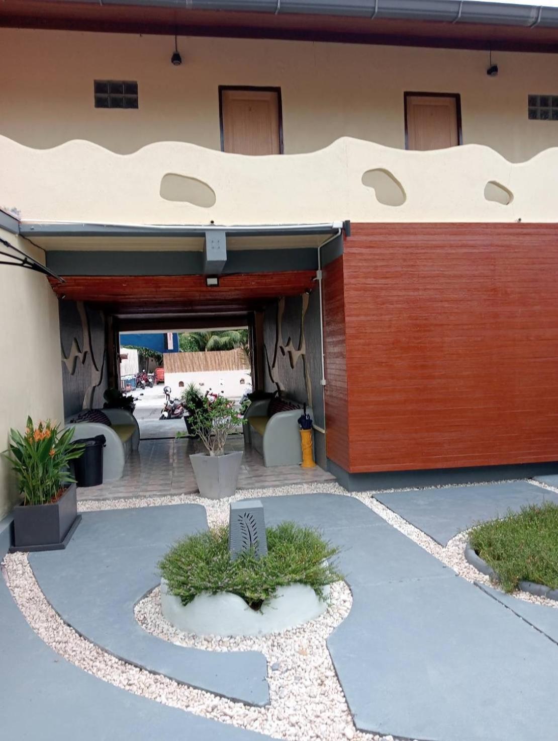 Pandora Cafe Otel Chaweng Plajı Dış mekan fotoğraf