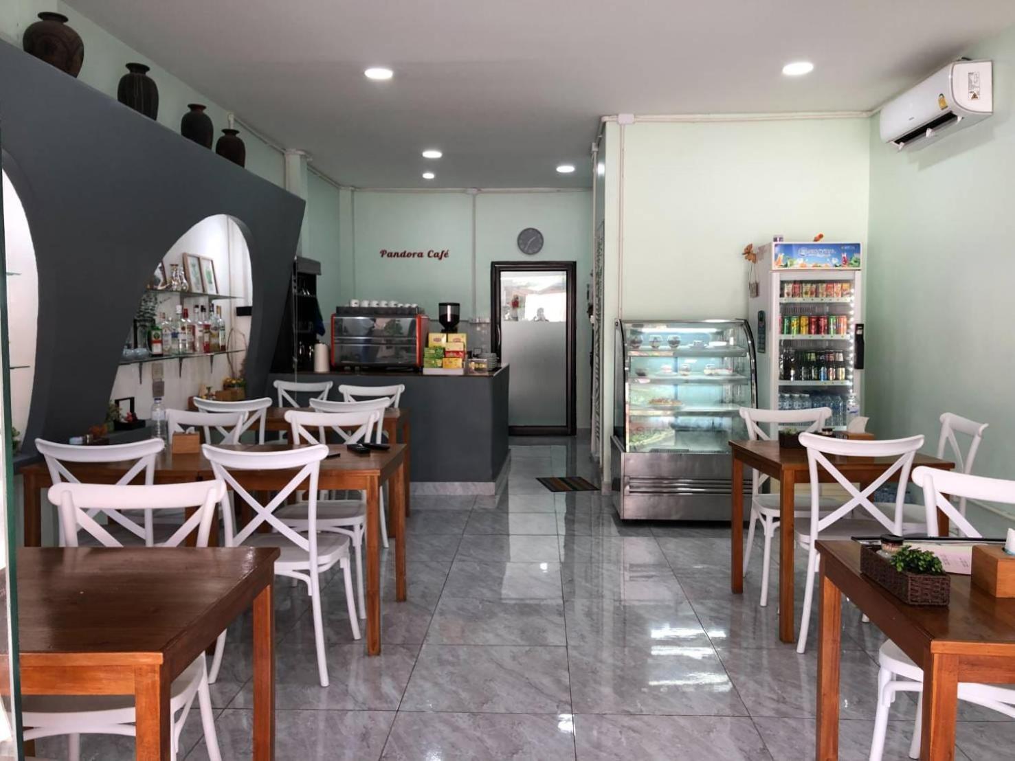 Pandora Cafe Otel Chaweng Plajı Dış mekan fotoğraf