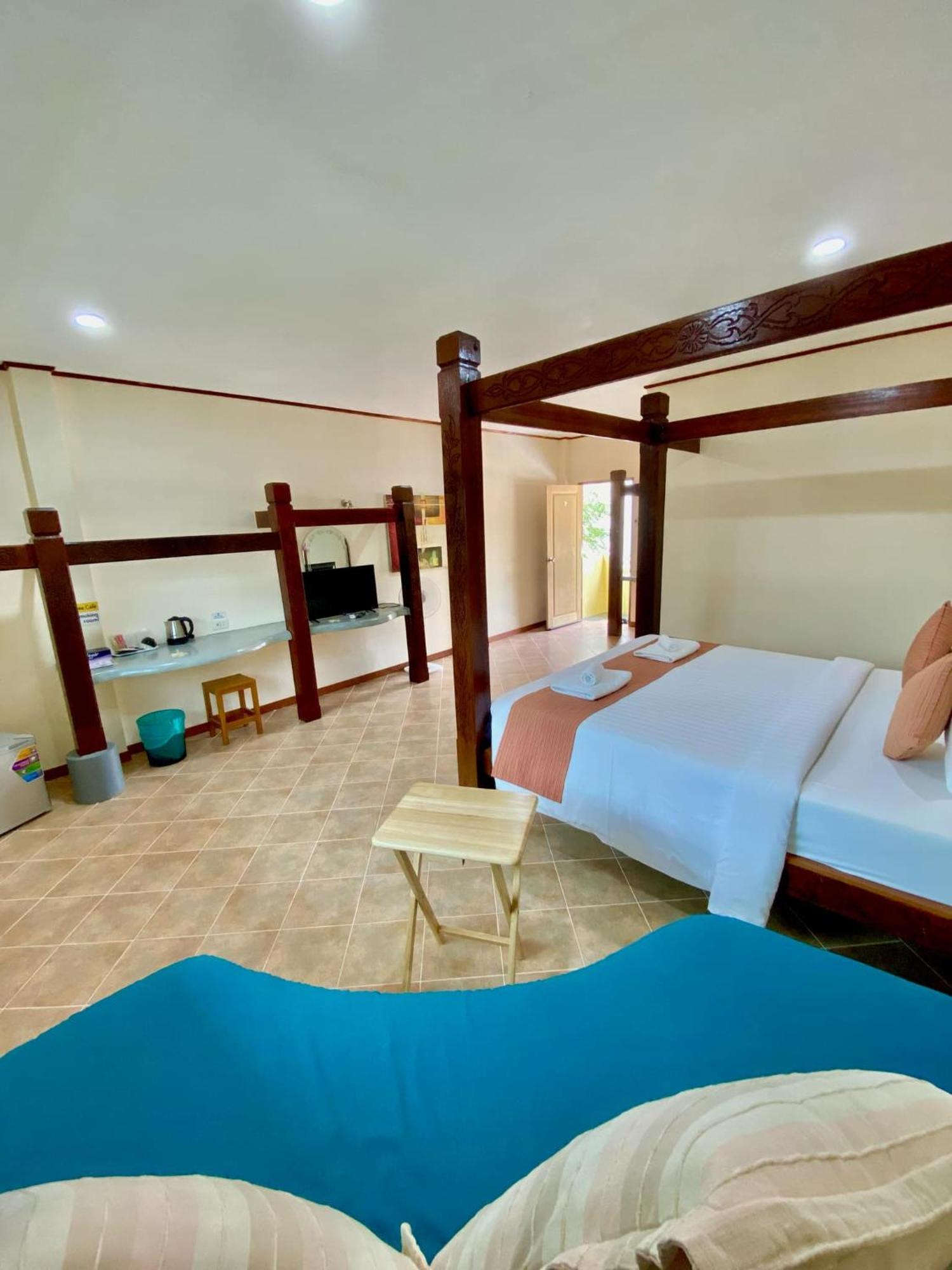Pandora Cafe Otel Chaweng Plajı Dış mekan fotoğraf