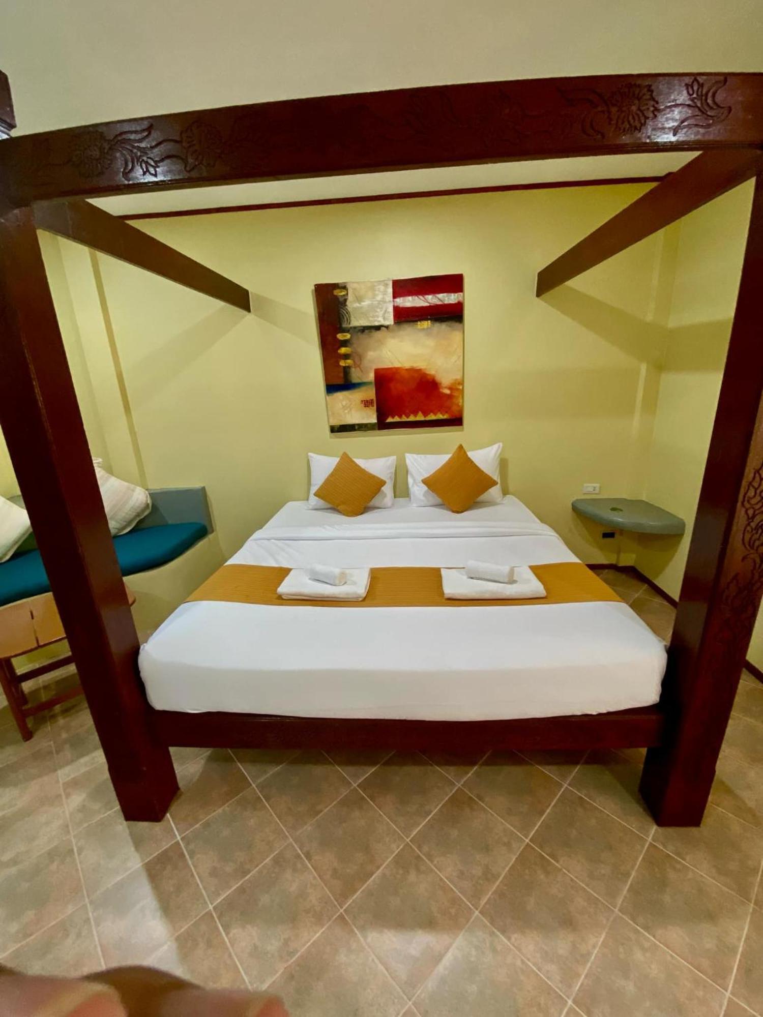 Pandora Cafe Otel Chaweng Plajı Dış mekan fotoğraf